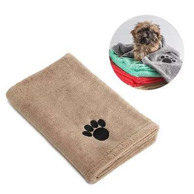 Cross-Border special pet microfiber absorbent towel embroidery logo cat and dog towel pet bath cleaning towel