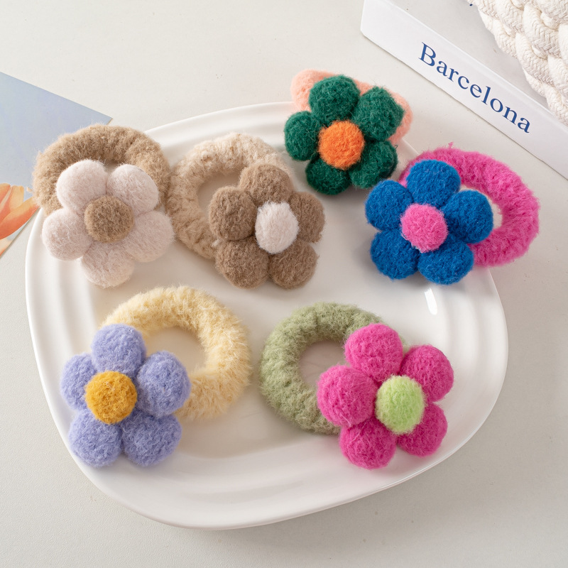 Autumn and Winter Sweet Fluffy Flower Hair Circle Cute Color Matching Elastic Thick Hair Rope Ponytail Hair Band Hair Accessories Wholesale 
