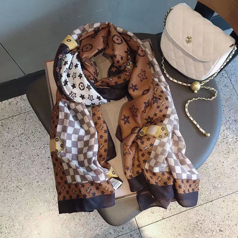 Live Broadcast Explosions Spring and Autumn Minimal Wind Cotton and Linen Thin Scarf Women's Temperament All-match Soft Warm Shawl Travel Scarf