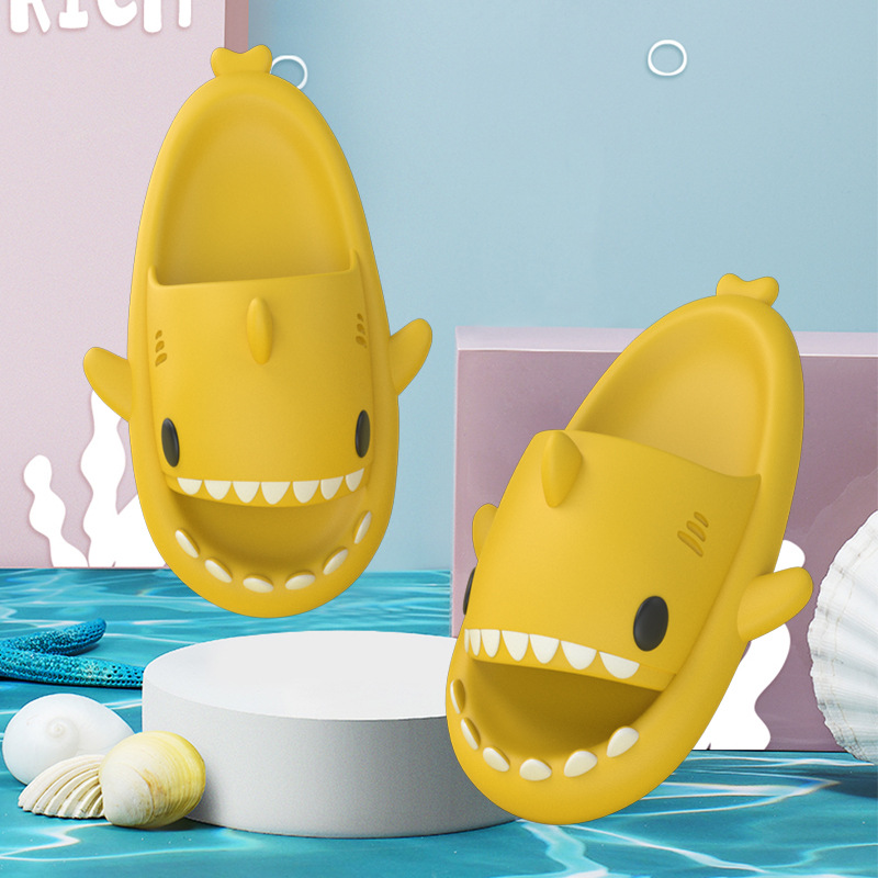 Shark Slippers Summer Adult Couple Parent-Child Children Slippers Trendy Indoor and Outdoor Funny Home Cute Cartoon Sandals