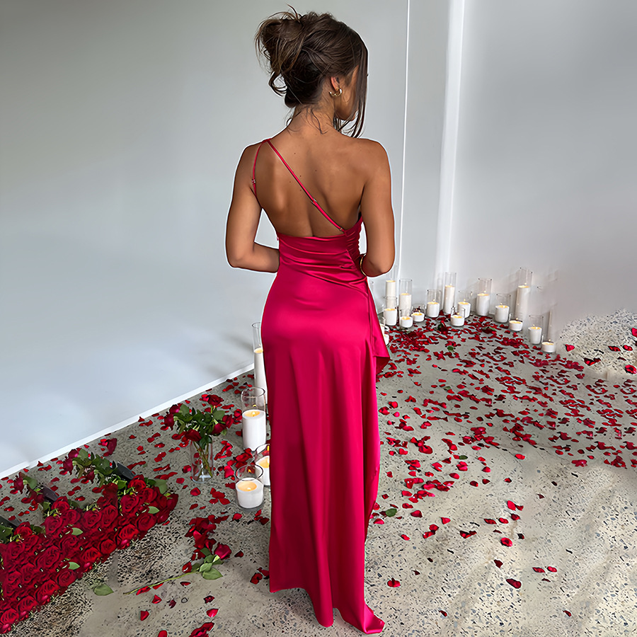 2024 European and American Amazon Summer New Design Elegant Sexy Slim Slanted Shoulder Slit Satin Dress for Women