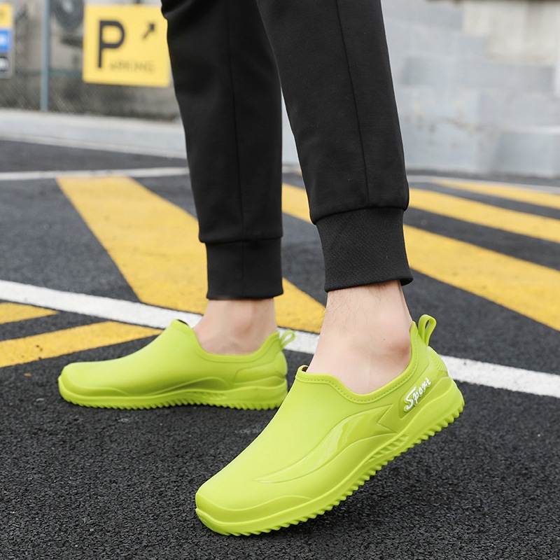 Cross-Border Men's water shoes new flat non-slip fashion rain boots Korean style waterproof warm solid color spring and autumn men's rain boots