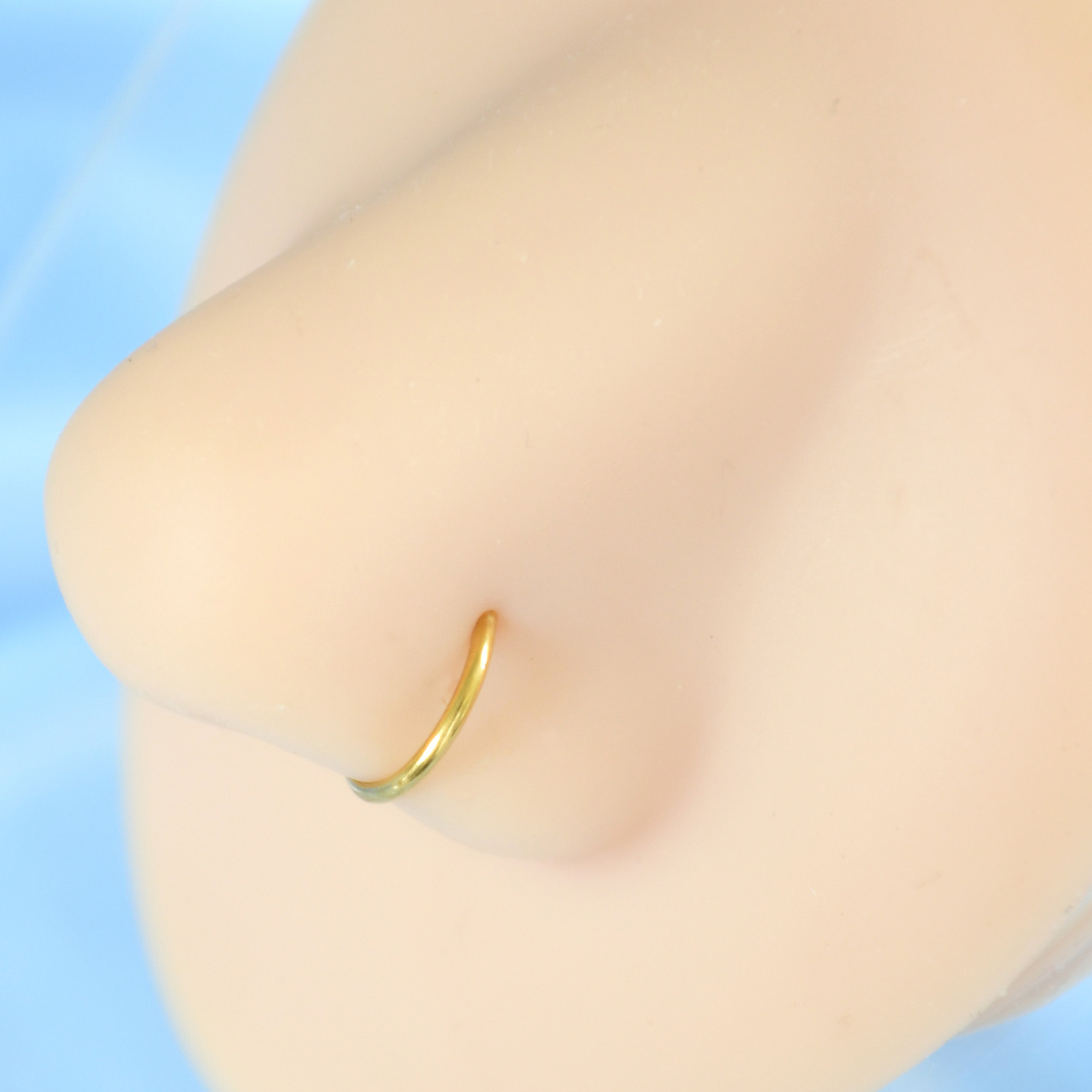 Cross-border source stainless steel D-type simple American personality style non-perforated nose ring jewelry fake nose nail nose lip ring