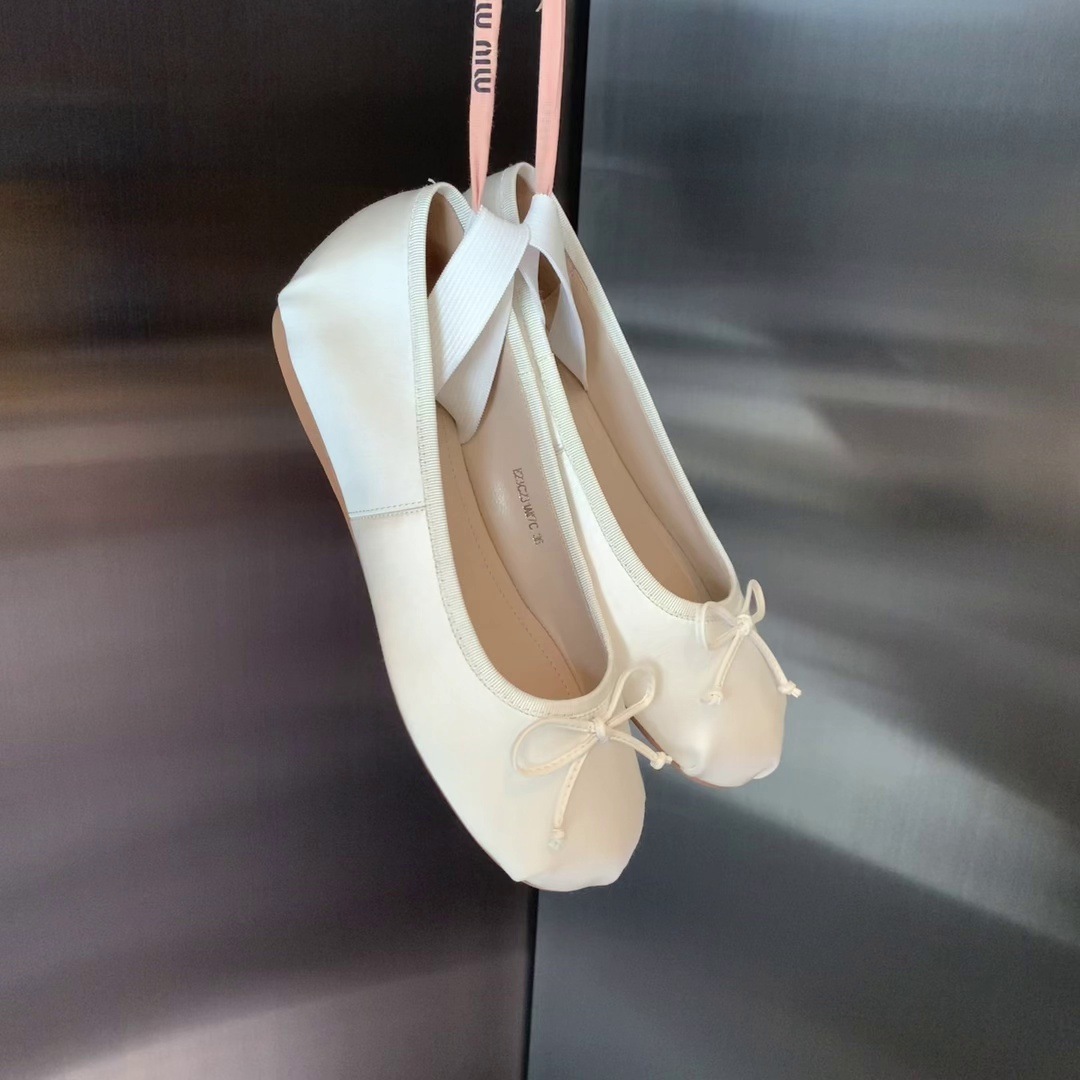 [Su Yinyin with] Meet in Early July_Amiu Bow Silk Satin Mary Jane Ballet Women's Shoes