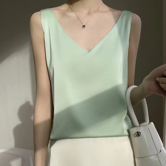 Silk Shoulder Strap Women's Vest 2023 Summer New Slim-fit V-neck Short Elegant Mulberry Silk Inner Top