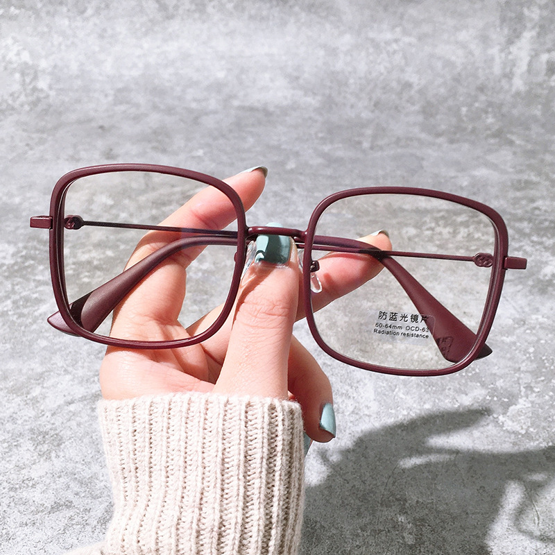 2023 New Anti-blue Light Flat Glasses Unisex Internet Trendy Street Photography Metal Glasses for Men and Women Myopia Glasses