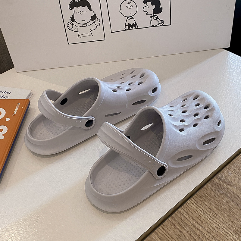 Hole Shoes Women's Outer Wear Summer 2023 New Casual Non-Slip Thick Bottom Home Flat Couple Toe Slippers Beach