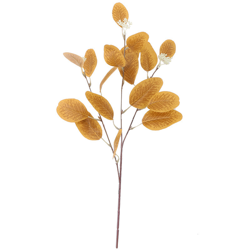 実付きユーカリの葉の偽の花束をシミュレーションします。|undefined