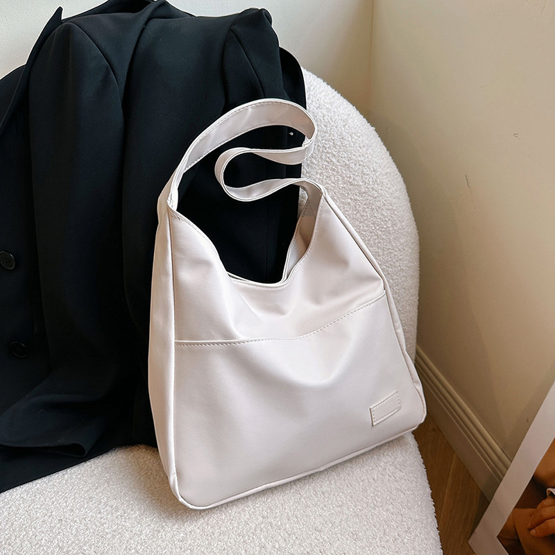 Large Capacity retro bag women's new textured tote bag College student class shoulder bag simple casual bag fashion