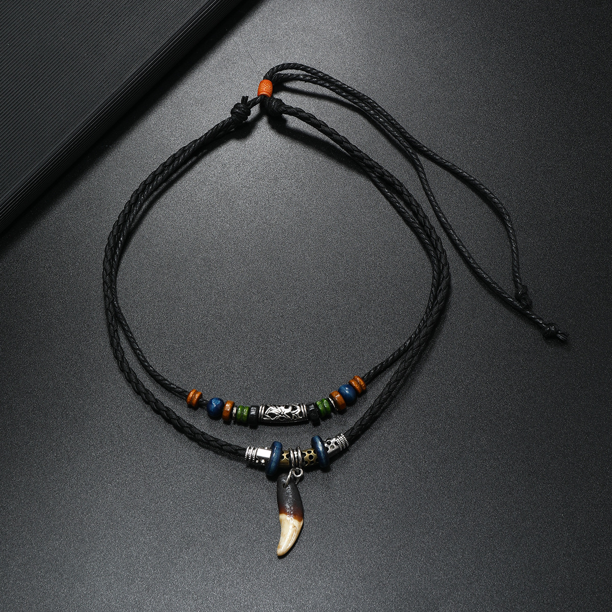 New Ethnic Style Necklace Jewelry Men's Pendant Vintage Element Jewelry Men's Necklace Wholesale Dog Teeth Necklace
