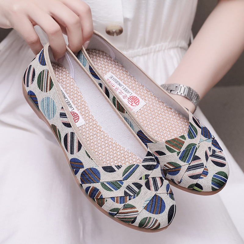 25 New Old Beijing Cloth Shoes Women's Low-top All-match Canvas Shoes Slip-on Flat Shoes Low Heel Comfortable Fashion Shoes