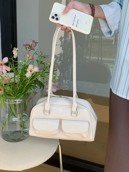Niche underarm bag female 2024 Korean style ins spring and summer New Fashion Tote Bag versatile large capacity commuter bag