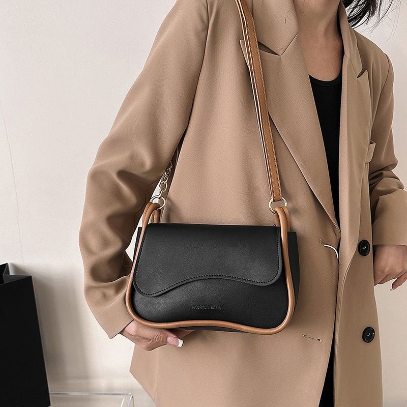 High-end all-match small bag for women 2023 new popular texture underarm saddle bag ins niche crossbody bag