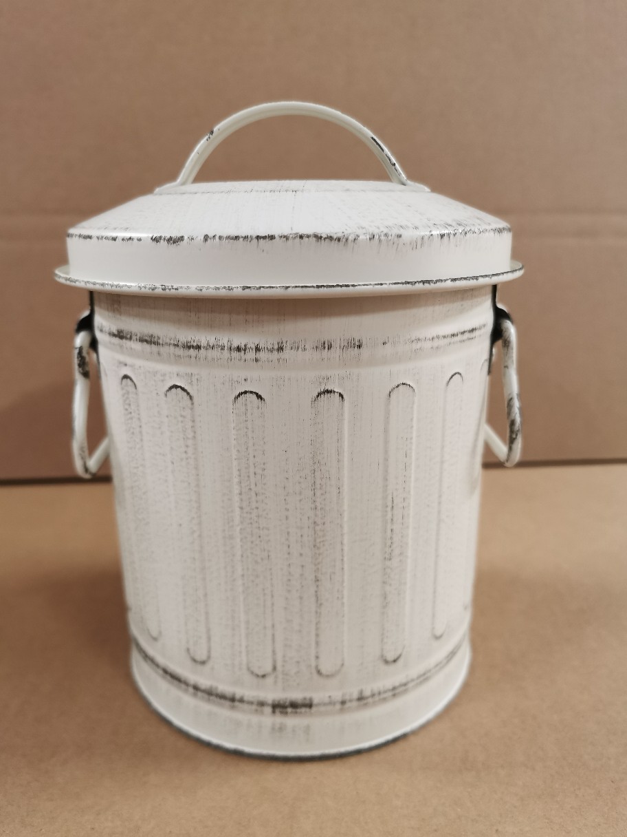 Wrought Iron American Style Retro Desktop Stationery Storage Bucket European Style Trash Bin Flower Bucket Art Pen Container Small Iron Bucket