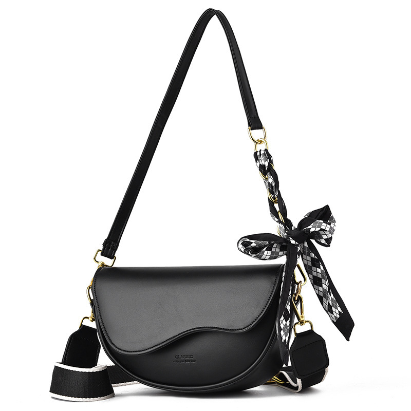 Niche Light Luxury Women's Bag 2023 Autumn and Winter New Fashionable Underarm Saddle Bag Korean Style Simple Casual Shoulder Crossbody Bag