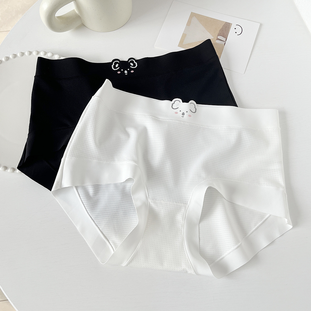 C426 spring and summer main push 3D koala bear breathable hole seamless girl waist underwear
