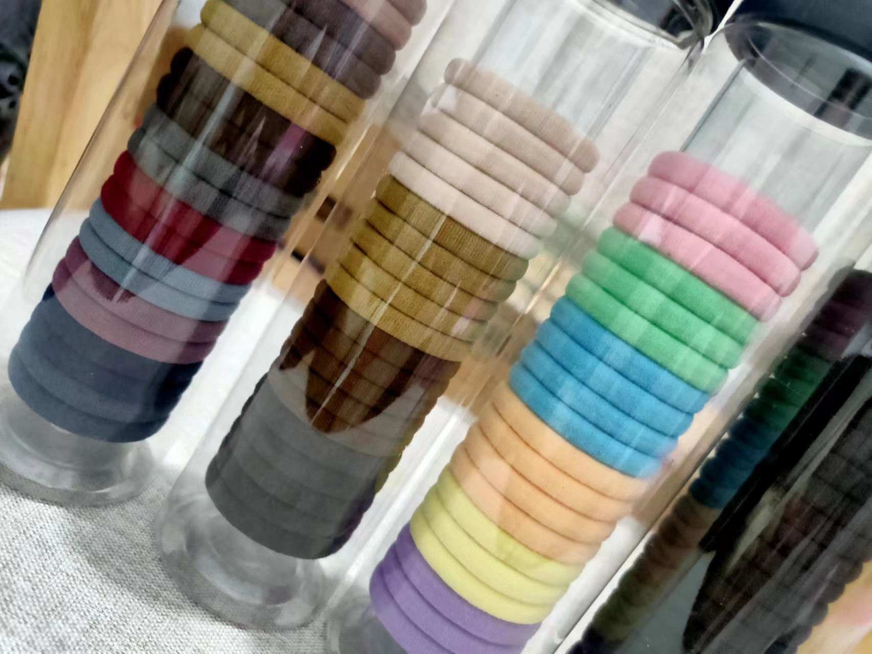 Factory wholesale summer Net red explosions Korean canned seamless horse Tianwei high elasticity does not hurt the hair rubber band head ring