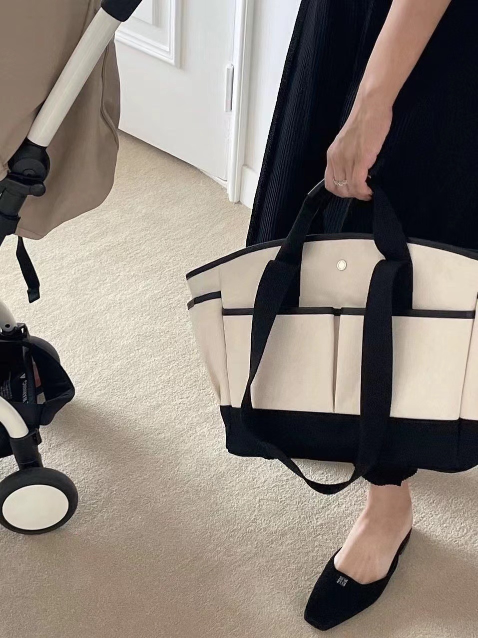 Korean-style Niche Patchwork Canvas Bag Large Capacity Multi-compartment Portable Mother and Baby Mummy Bag Practical Commuter Tote Bag_voghion.com