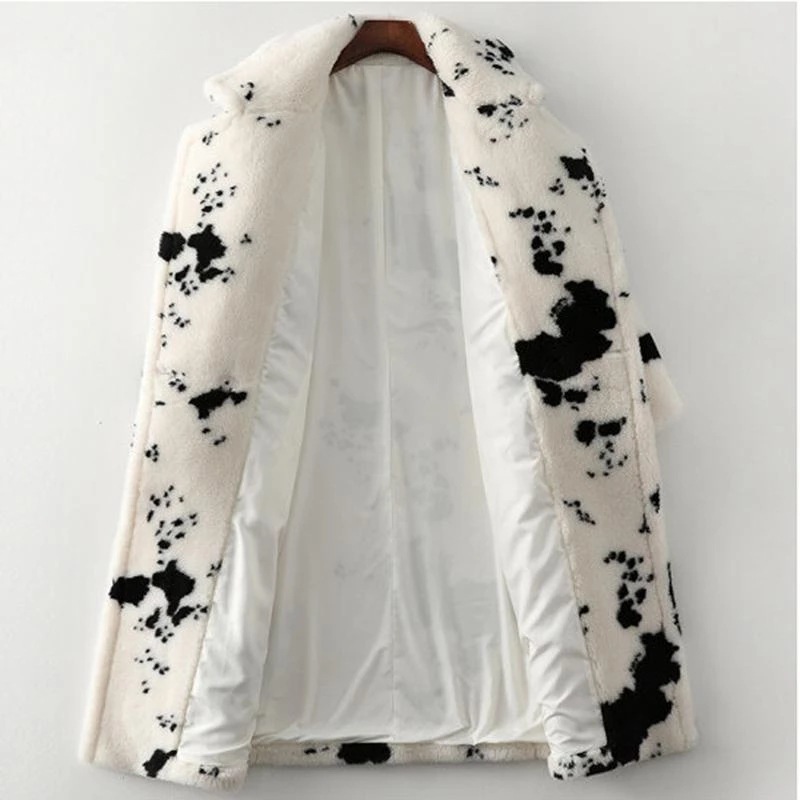 2022 new cow pattern teddy bear coat women's cashmere grain thickened warm imitation lamb fur coat
