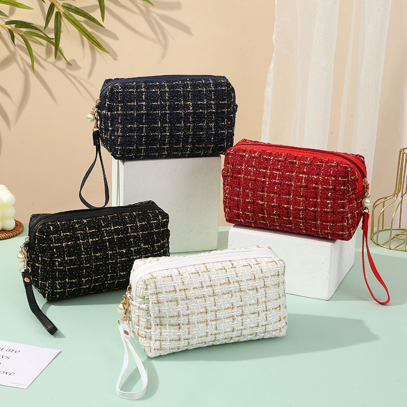 Fashion Chanel style square large capacity cosmetic bag storage bag 2023 high-looking waterproof portable cosmetic bag
