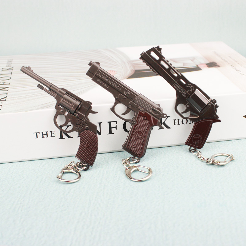 Jedi Survival Eating Chicken Peripheral Keychain Revolver Weapon Model Pendant P92 R45 R1895 Wholesale