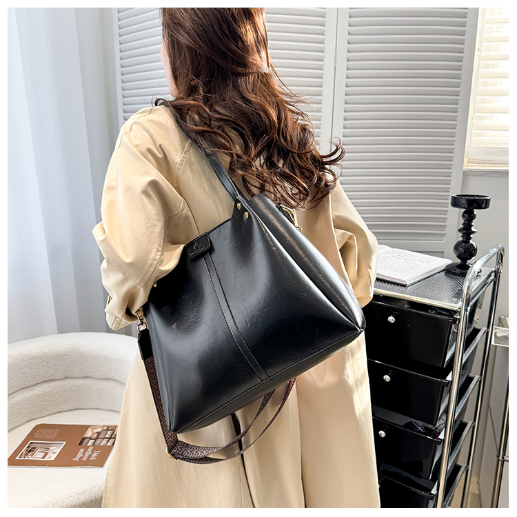 Borsa a tracolla grande capacità 2024 nuova da donna a secchiello per pendolari_voghion.com