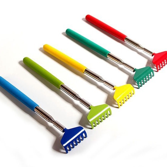 Stainless steel retractable color seven-tooth tickle does not ask for help tickle massage decompression tickle assistant old man happy