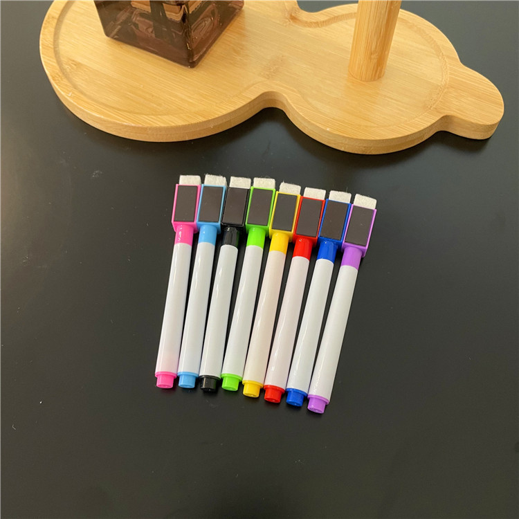 With magnetic erasable pen without leaving marks square head color core with brush whiteboard pen children's drawing board graffiti pen 