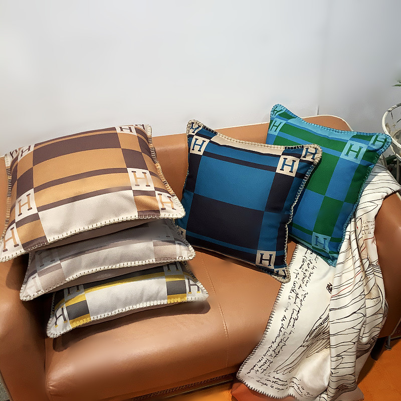 Light Luxury Double-sided Wool H Pillow Lock Edge Craft Wool Villa Living Room Sofa Decorative Square Cushion Model Waist Pillow