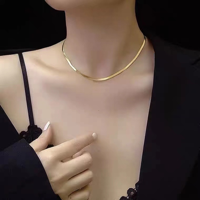 鈦鋼蛇骨鏈ins風項鍊女疊戴素鏈18K金色小眾細鏈百搭頸鏈網紅飾品