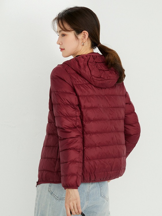 Light down jacket women hooded short 2024 winter new slim 90 white duck plus size coat a generation of hair