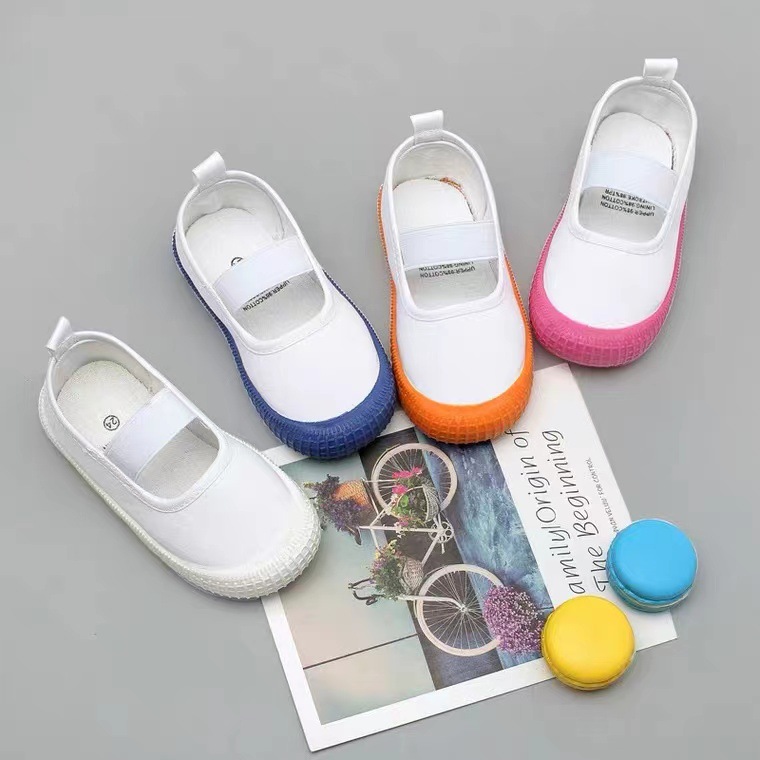 Children's Canvas Shoes Girls White Shoes Boys Sports Shoes White Shoes Kindergarten Indoor Primary School Students White Sneakers