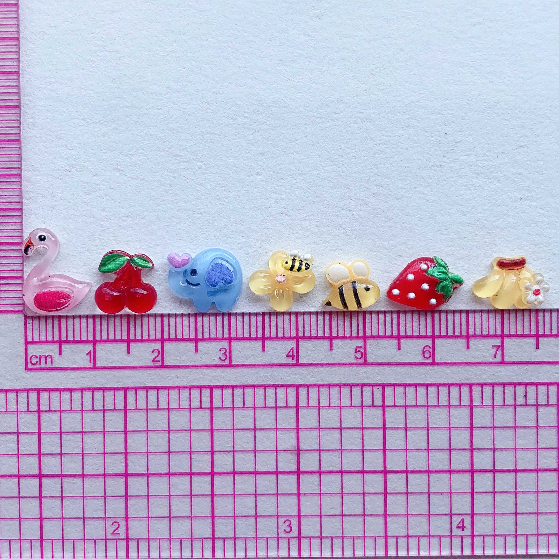 Mini Cartoon Bee Strawberry Cherry Resin Accessories Nail Earrings Accessories Wholesale diy Hairpin Material