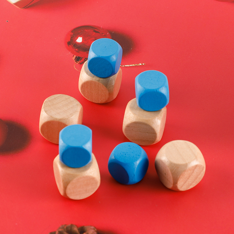 Dice Color Wooden Round Piece Flying Flag Wooden Piece Creative Children's Building Blocks Table Chess Pieces Spot Wholesale