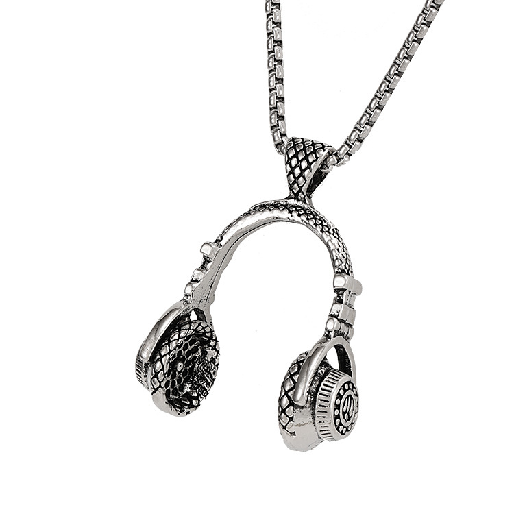 Europe and the United States cross-border explosions rock music headphones pendant necklace jewelry men hip-hop titanium steel long sweater chain wholesale