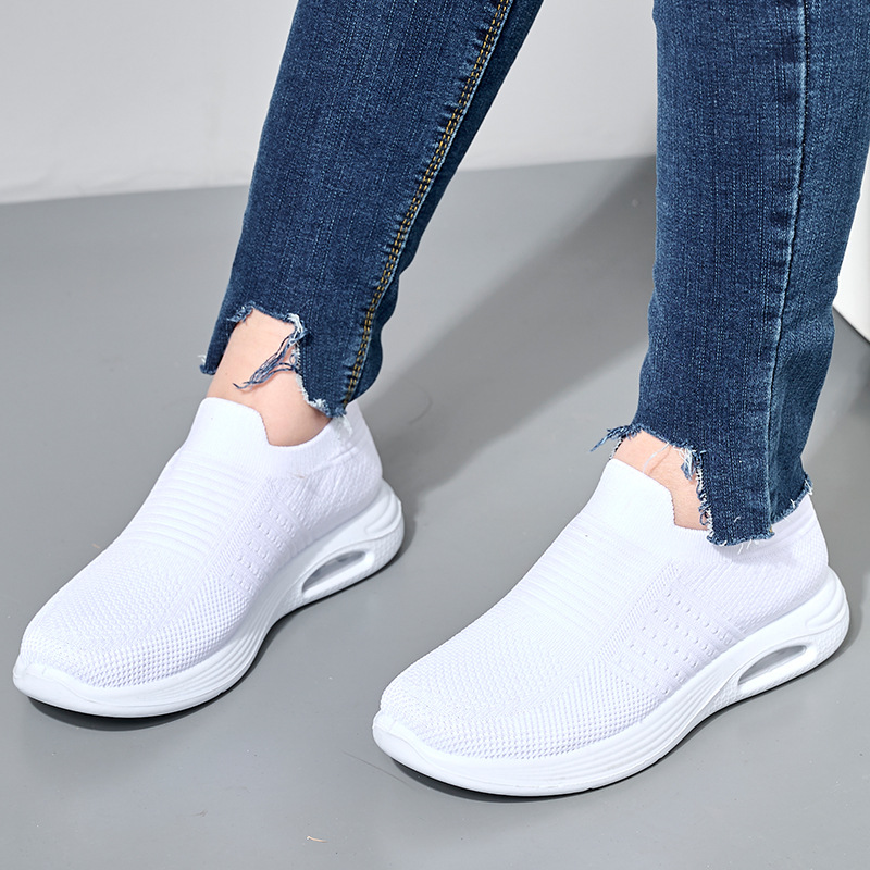 2023 Summer Sneakers All-match Mesh Breathable Casual Shoes Fashion Women's Shoes New Air Cushion Thick Sole Rocking Shoes