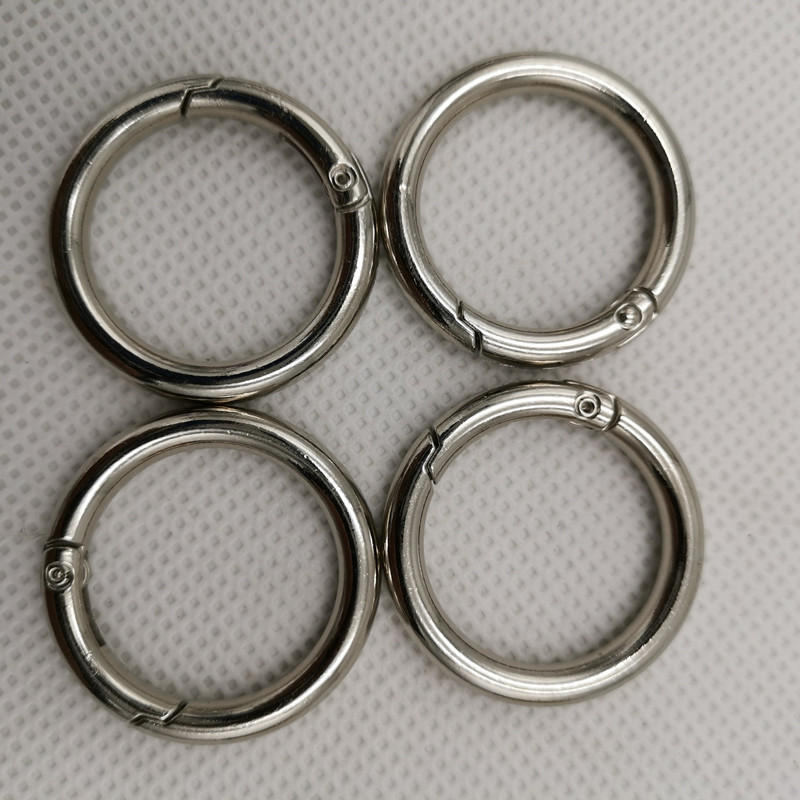 Factory wholesale zinc alloy movable open ring metal 33 spring ring Tracker anti-lost locator buckle