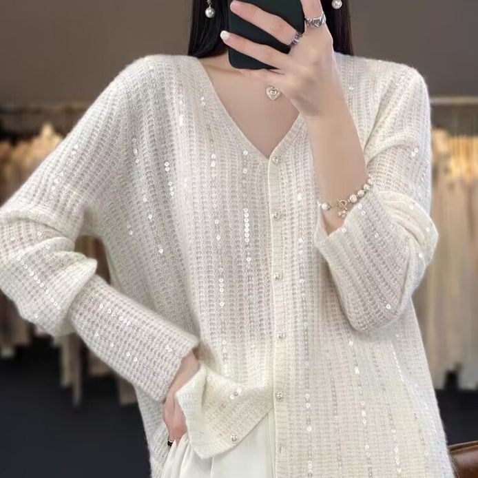 Early autumn heavy-duty sequined cardigan women's V-neck loose high-grade pearl buckle sweater versatile knitted long-sleeved coat