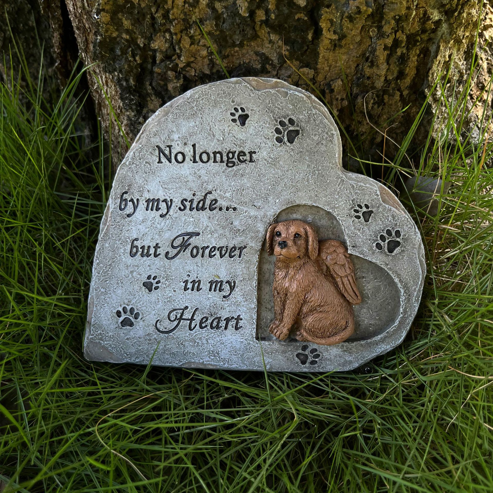 Cross-border Heart-shaped Pet Puppy Monument Outdoor Dog European and American Garden Tombstone Small Animal Memorial Stone Resin