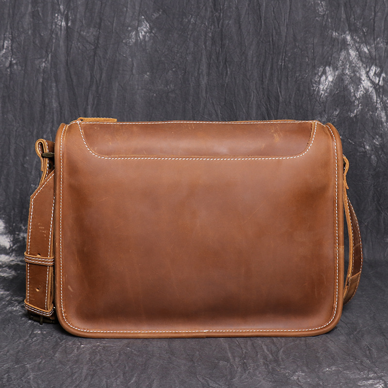 A generation of new men's Crazy Horse leather vintage shoulder bag leather women's simple messenger bag large capacity messenger bag