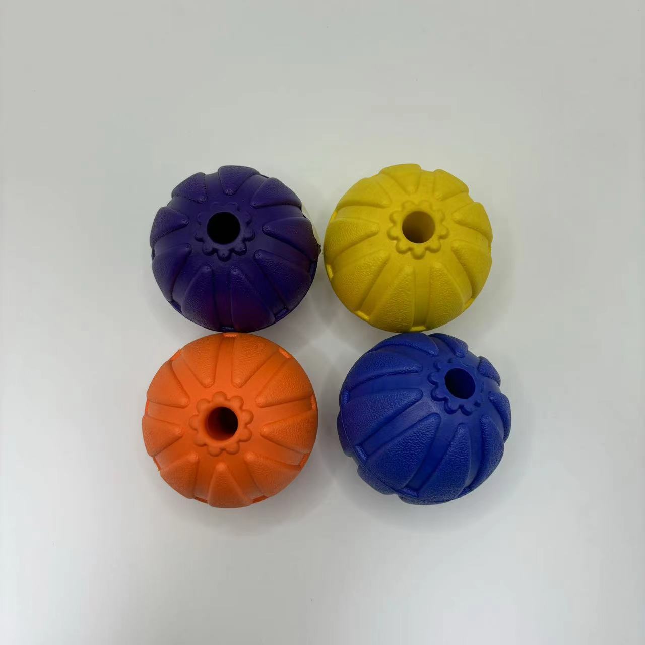 7cm hollow Lake ball default yellow