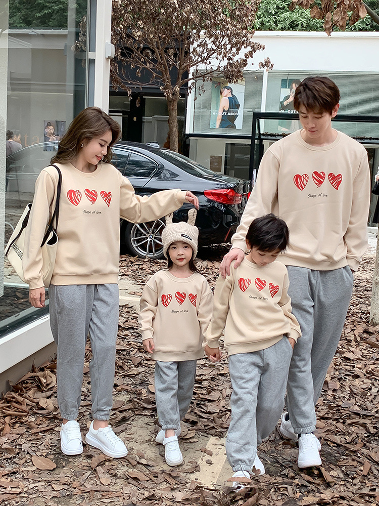 Parent-child wear spring, autumn and winter wear round neck long sleeve fleece-lined new sweater mother-child Women's family three or four family family portrait suit