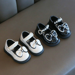 A generation of hair 2022 autumn Korean version of solid color toddler shoes Baotou girls Princess sandals soft bottom baby shoes tide