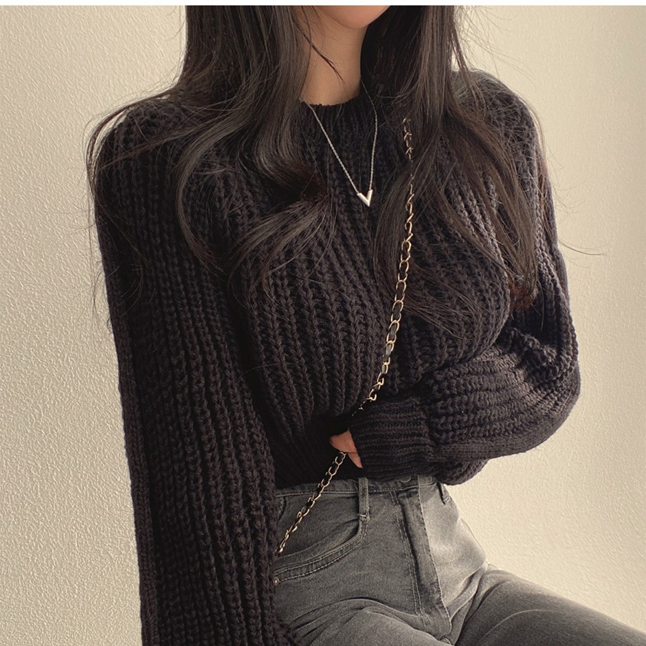 French style simple round neck knitted top for women autumn and winter New Niche College style sweet temperament loose outer sweater