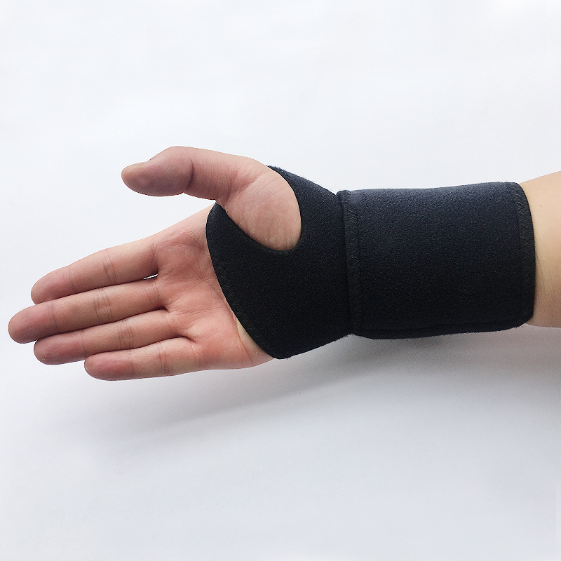 Factory direct supply Sports Basketball protective wristband wrapped pressurized thumb fixed wristband