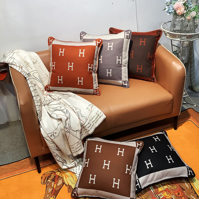 Light Luxury Double-sided Wool H Pillow Lock Edge Craft Wool Villa Living Room Sofa Decorative Square Cushion Model Waist Pillow