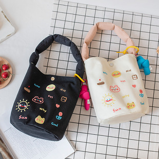 2022 New Original Embroidered Handbag Canvas Bag Female Student Lunch Box Bag School Work Hand Bag Small Cloth Bag