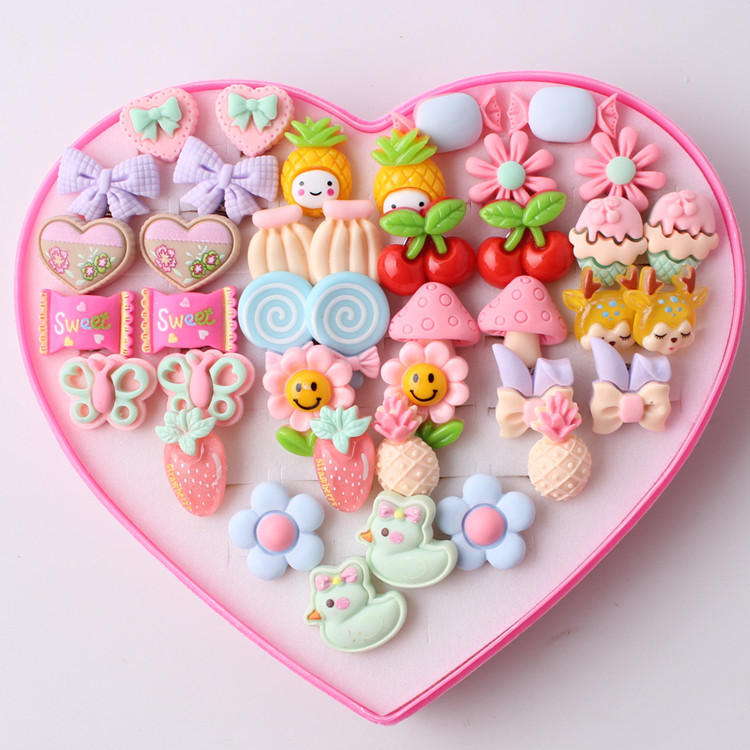 Korean version of children's painless ear clip girls' ear clip earrings peach heart 20 pairs of fake earrings ear clip wholesale