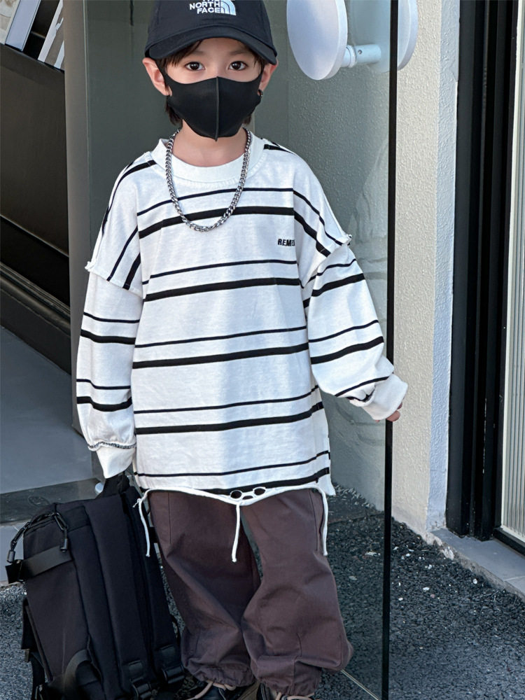 男寶春裝衣服長袖T恤衫2023春季新款童裝兒童T恤男童條紋破條T恤