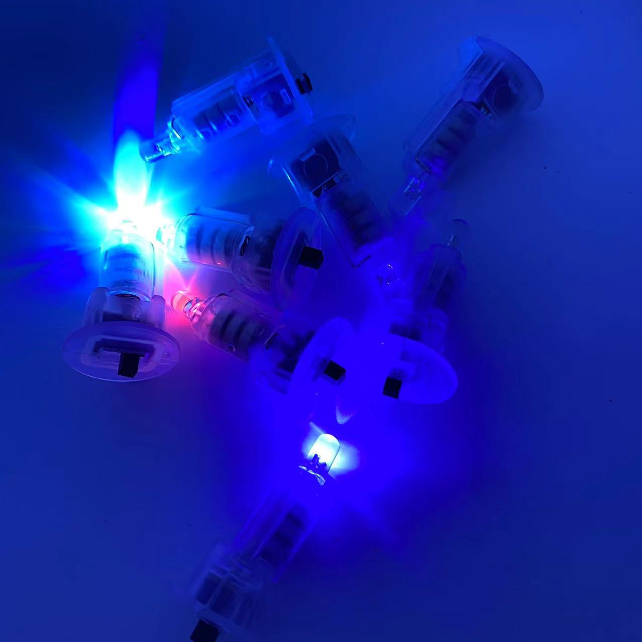 Supply 4 * 2cm translucent high brightness LED crafts flashing light toy lantern flashing light Wick
